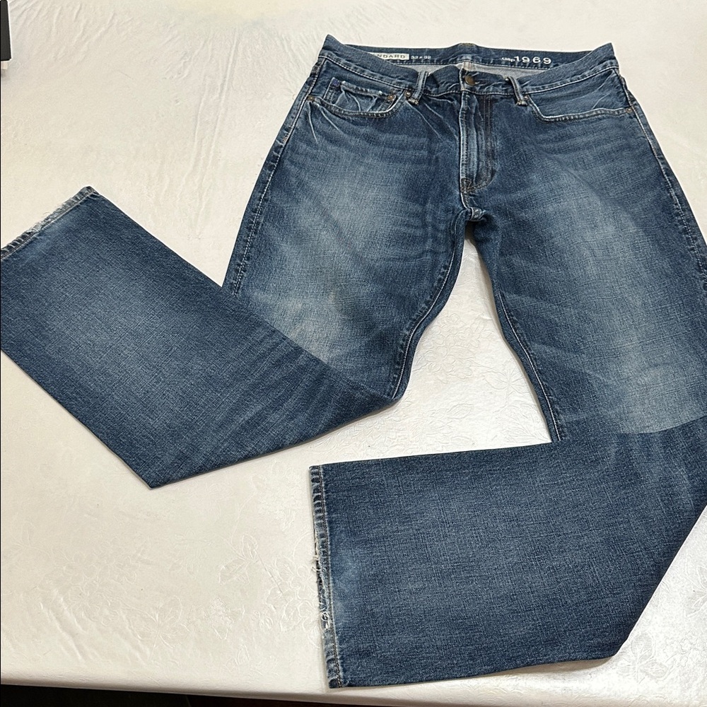 Gap 1969 32 X 32 STANDARD FIT Jeans - Vintage Wash